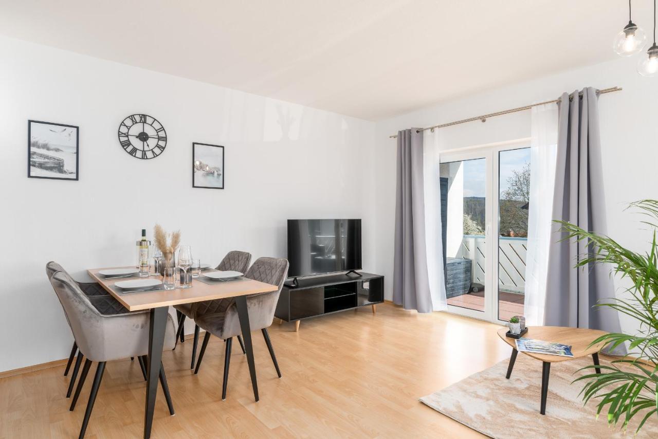 Harmony: Edersee Apartment - Sperrmauer - Lounge Eksteriør billede