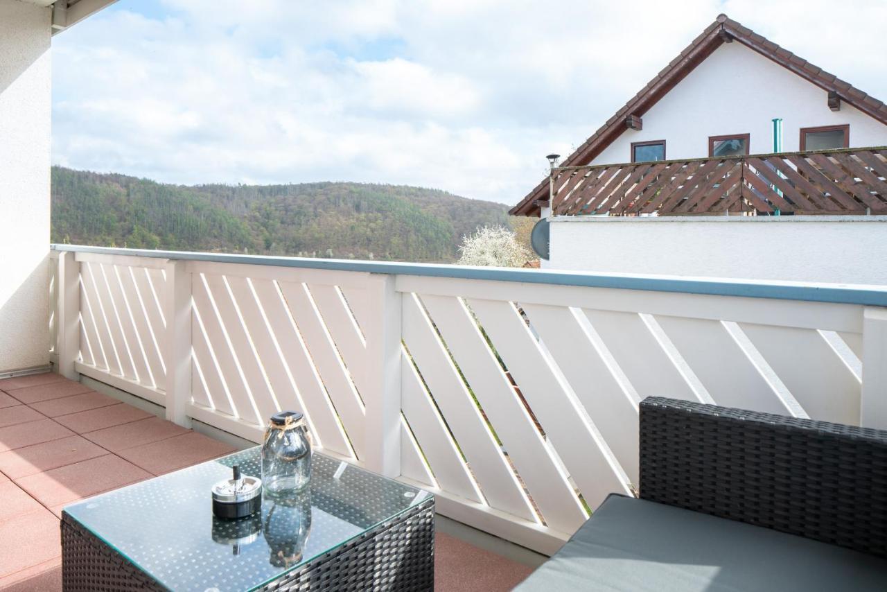 Harmony: Edersee Apartment - Sperrmauer - Lounge Eksteriør billede