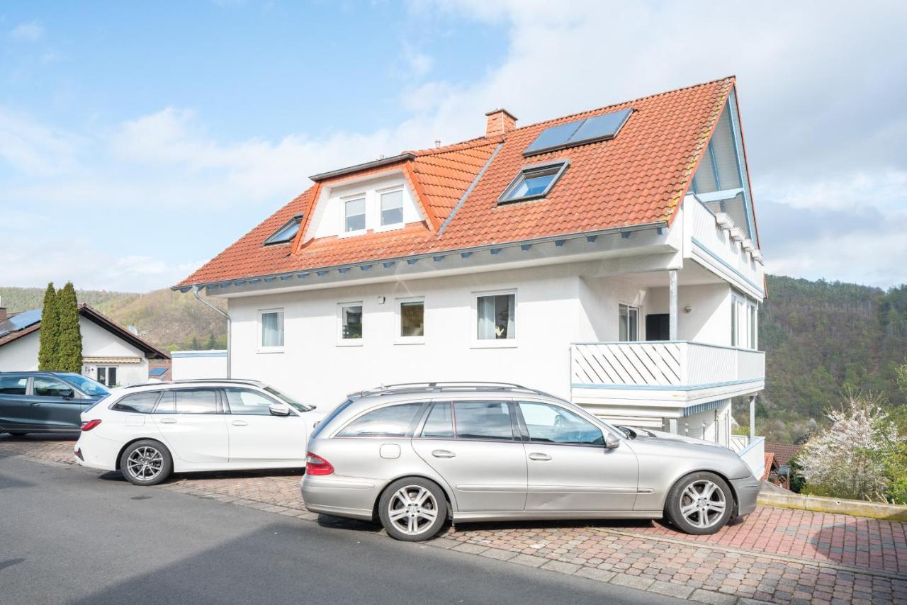 Harmony: Edersee Apartment - Sperrmauer - Lounge Eksteriør billede