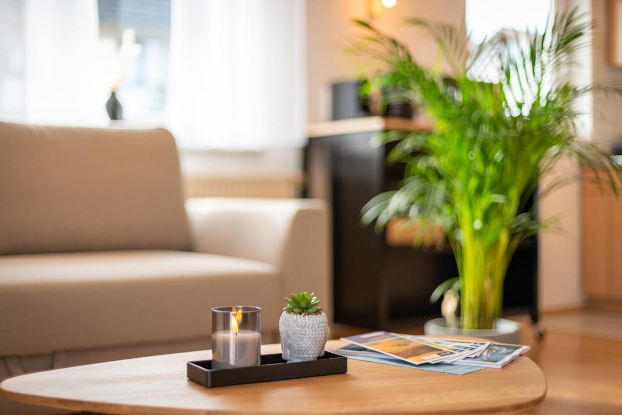 Harmony: Edersee Apartment - Sperrmauer - Lounge Eksteriør billede